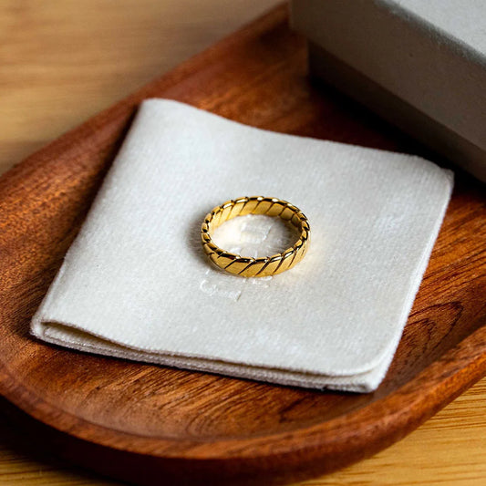 Croissant Hijab Ring